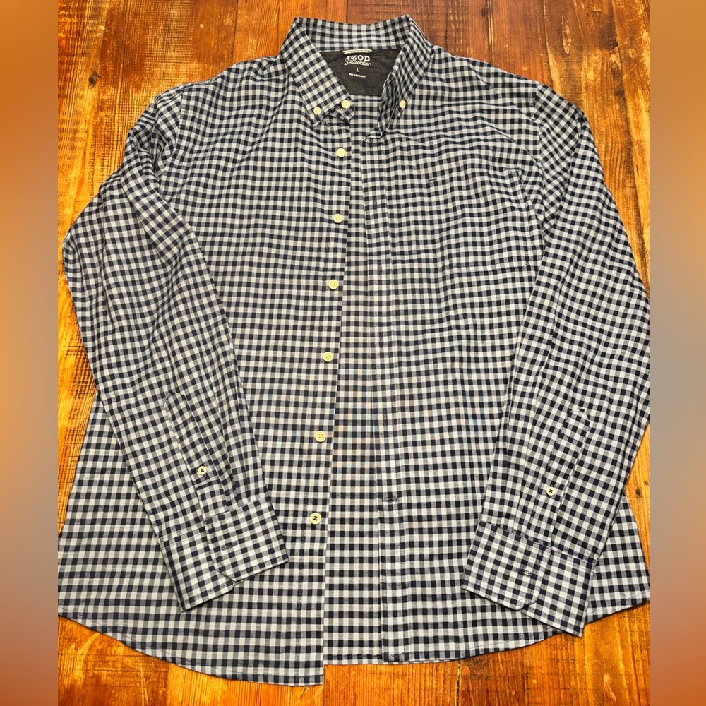 Izod Men's Navy and White Checkered Shirt